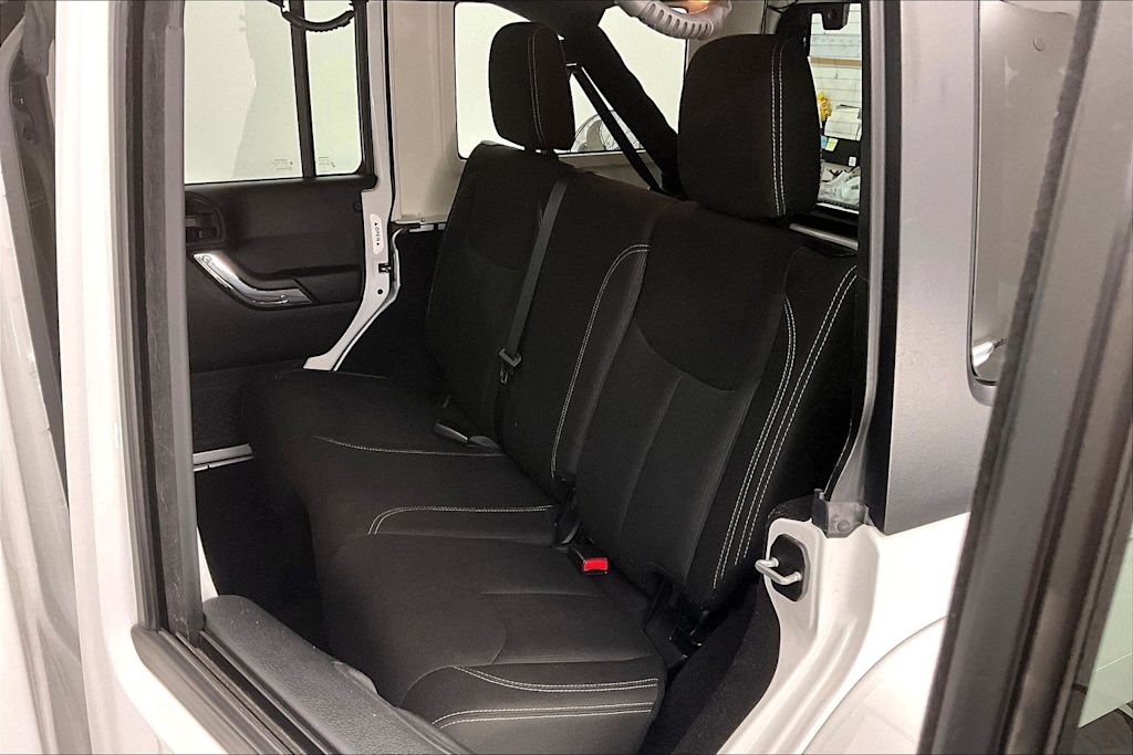 Thumbnail: 2018 Jeep Wrangler - 20