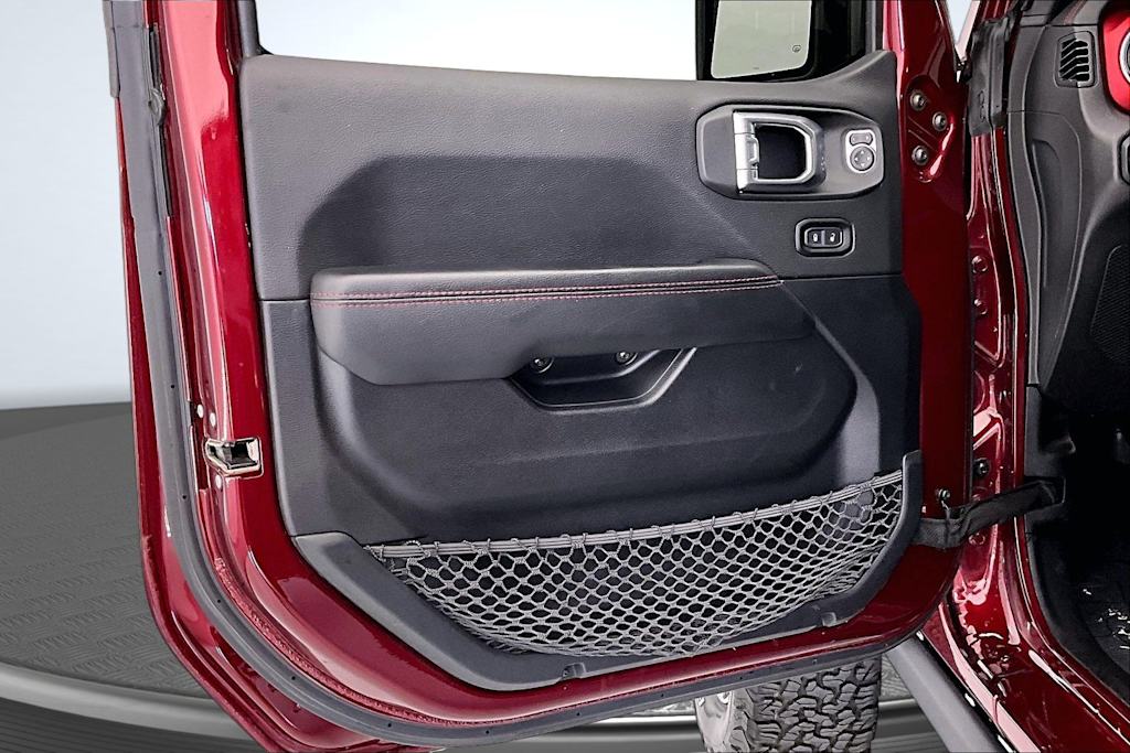 Thumbnail: 2021 Jeep Wrangler - 24