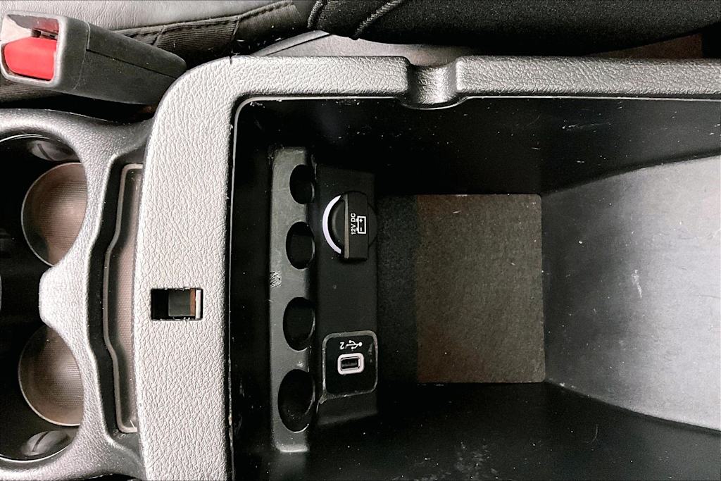 Thumbnail: 2019 Jeep Cherokee - 29