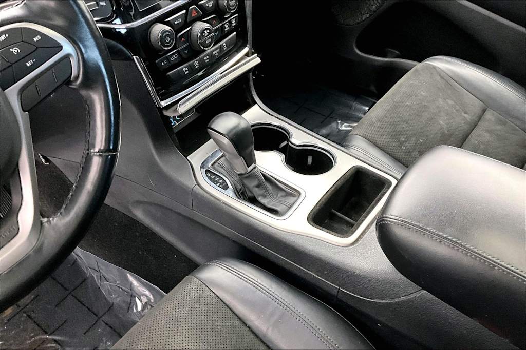 Thumbnail: 2021 Jeep Grand Cherokee - 17