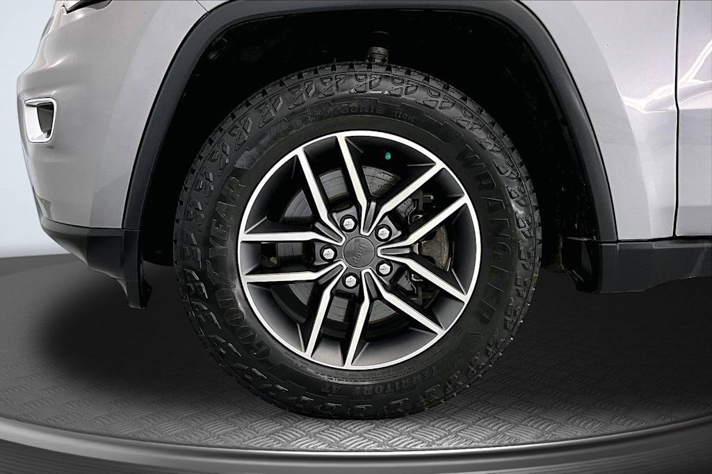 Thumbnail: 2021 Jeep Grand Cherokee - 8