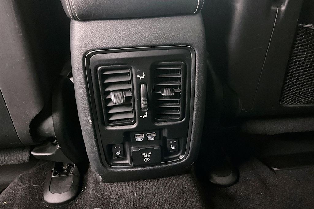 Thumbnail: 2017 Jeep Grand Cherokee - 30