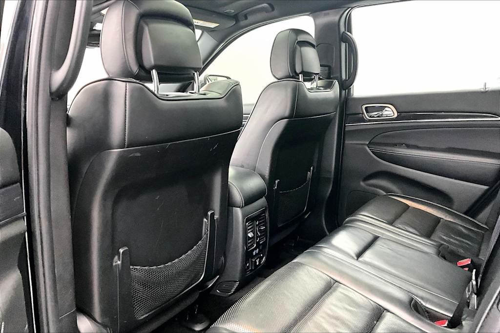 Thumbnail: 2017 Jeep Grand Cherokee - 13