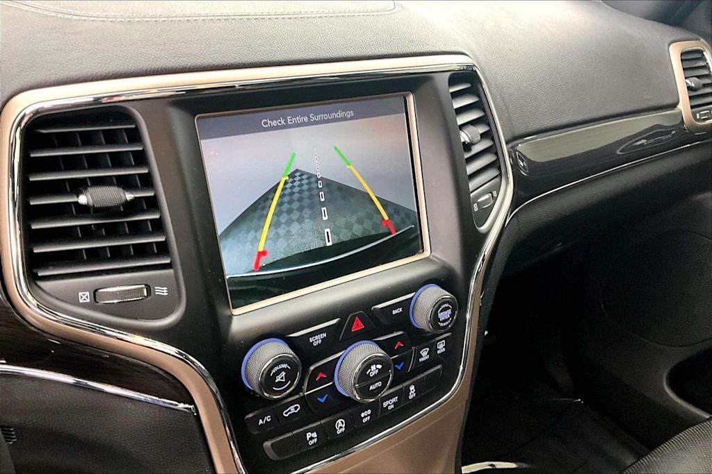 Thumbnail: 2017 Jeep Grand Cherokee - 22