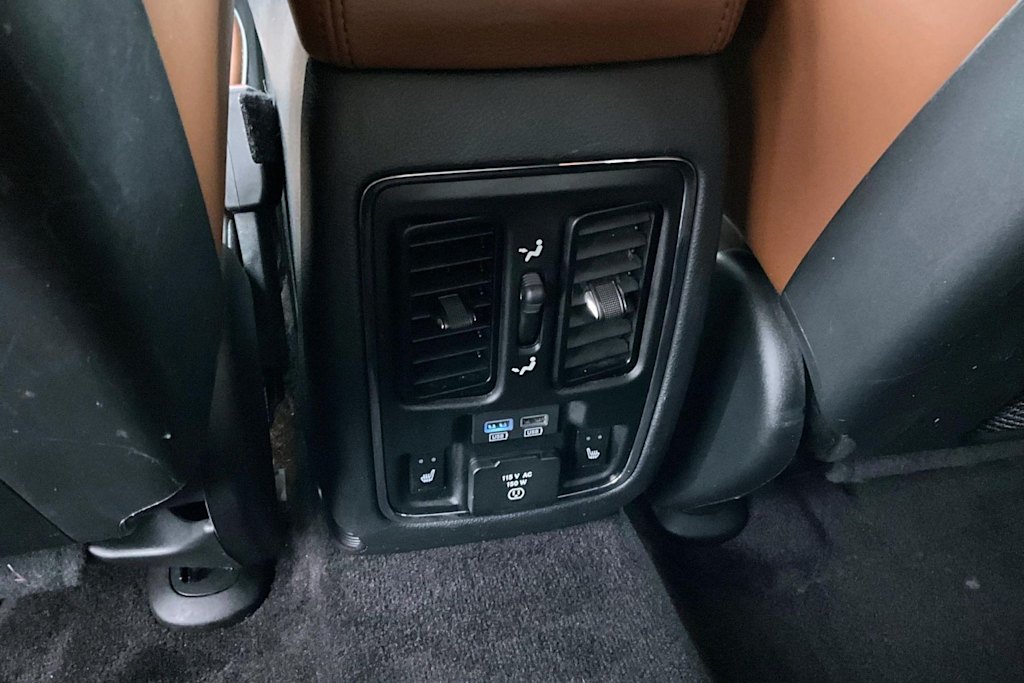 Thumbnail: 2017 Jeep Grand Cherokee - 30