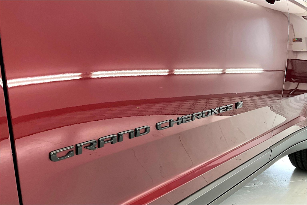 Thumbnail: 2025 Jeep Grand Cherokee - 7
