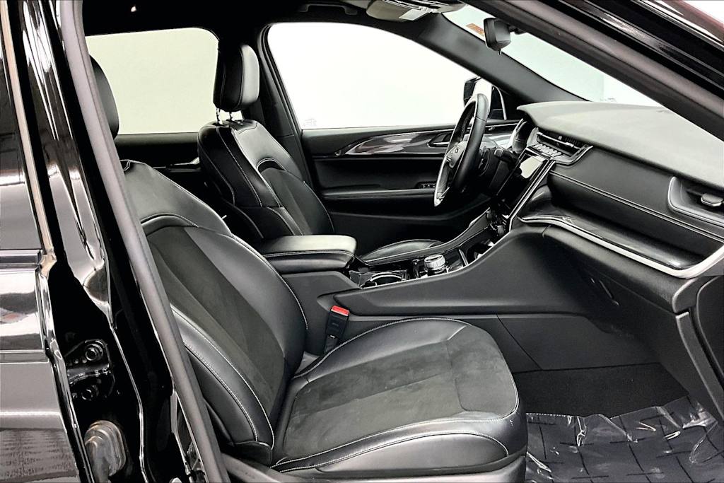 Thumbnail: 2021 Jeep Grand Cherokee L - 12