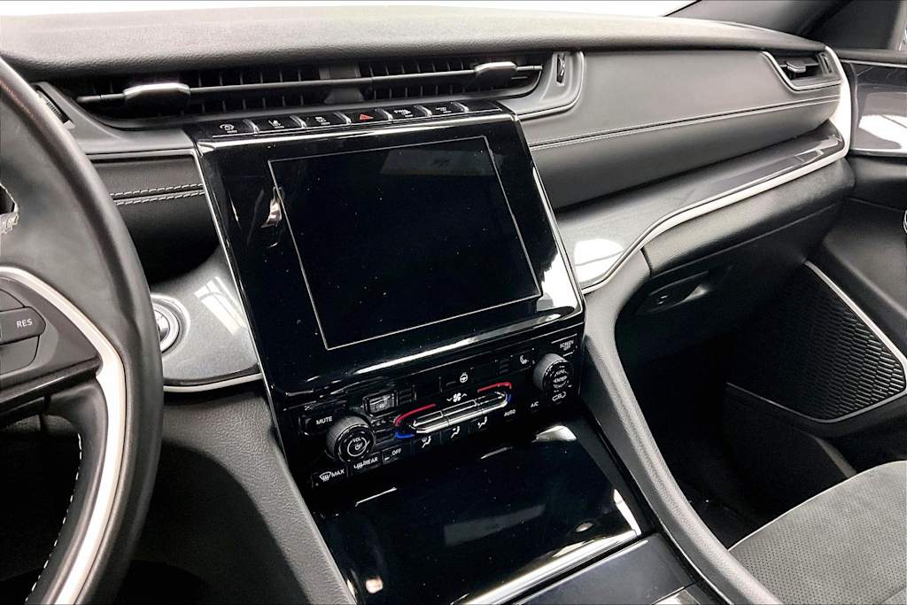 Thumbnail: 2021 Jeep Grand Cherokee L - 15