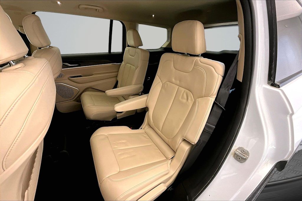 Thumbnail: 2021 Jeep Grand Cherokee L - 22