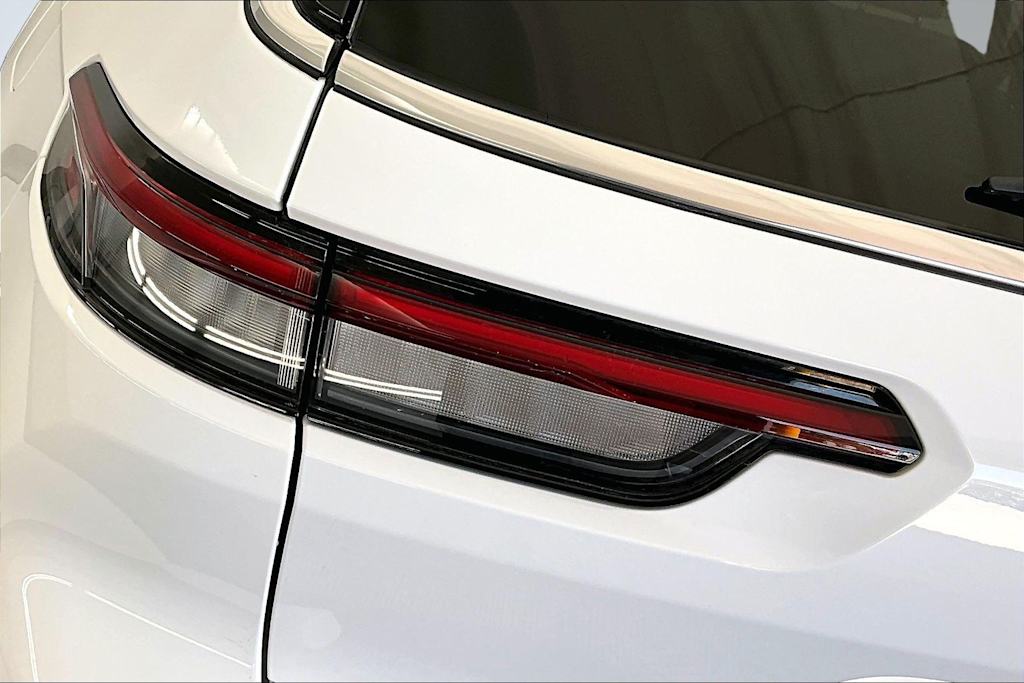 Thumbnail: 2021 Jeep Grand Cherokee L - 26