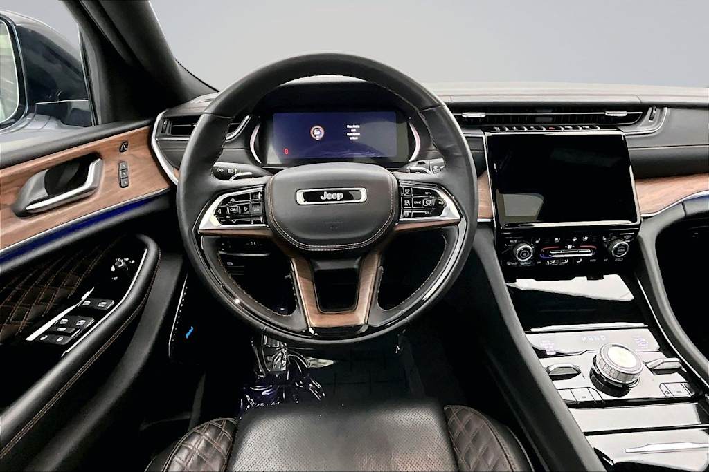 Thumbnail: 2023 Jeep Grand Cherokee L - 14