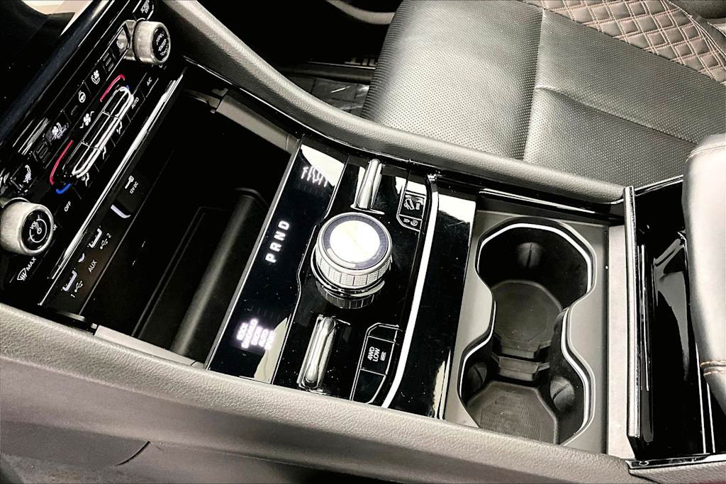Thumbnail: 2023 Jeep Grand Cherokee L - 28