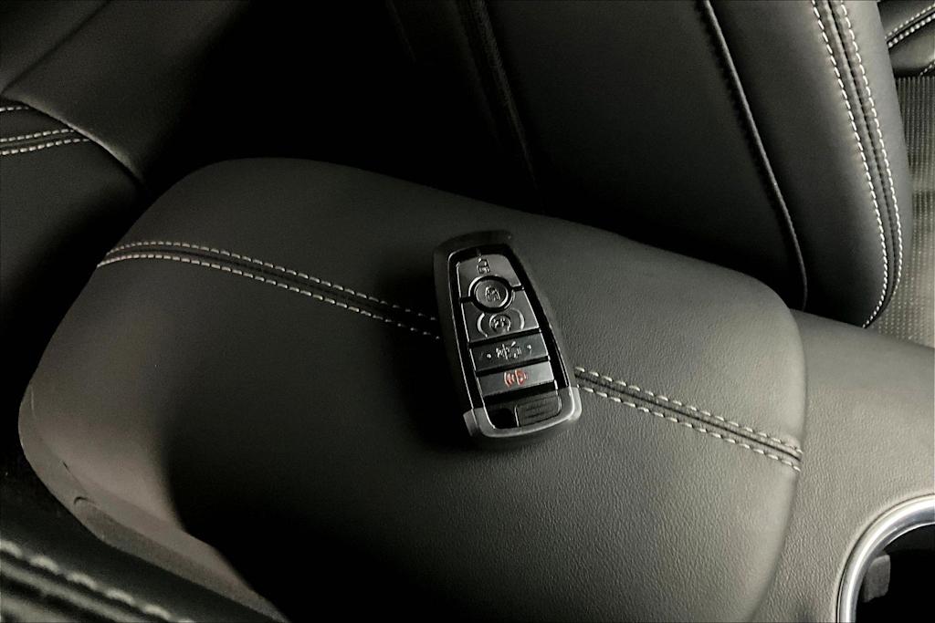 Thumbnail: 2025 Ford Mustang - 20