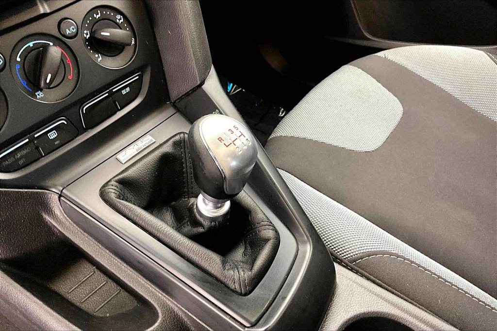 Thumbnail: 2014 Ford Focus - 16