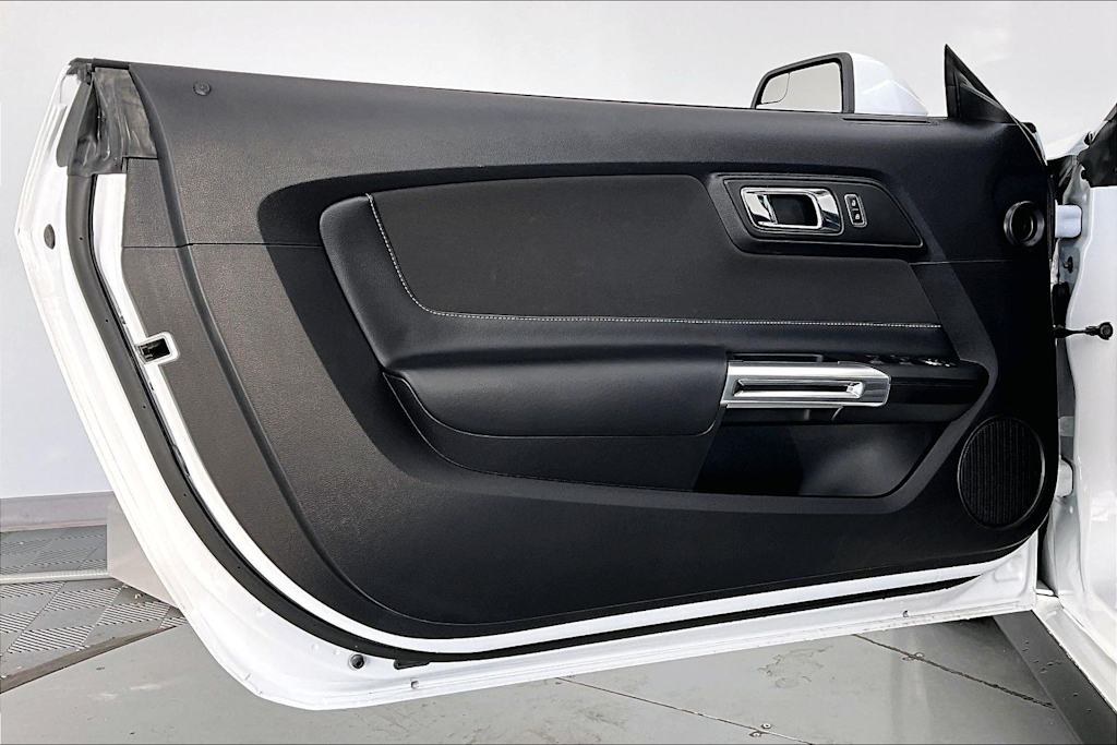 Thumbnail: 2015 Ford Mustang - 24