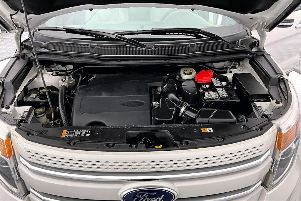 Thumbnail: 2015 Ford Explorer - 9