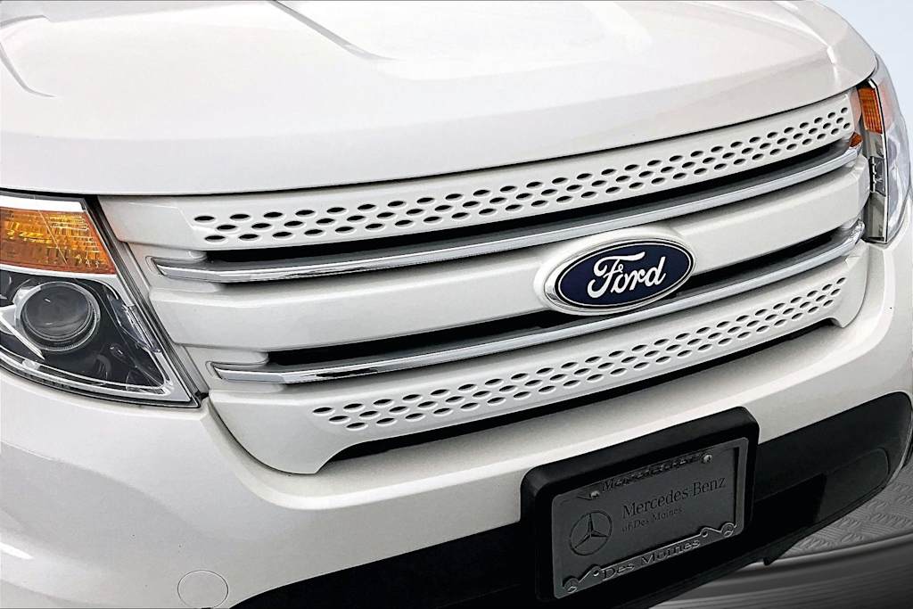 Thumbnail: 2015 Ford Explorer - 27