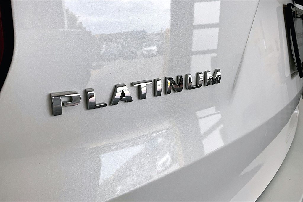 Thumbnail: 2016 Ford Explorer - 7