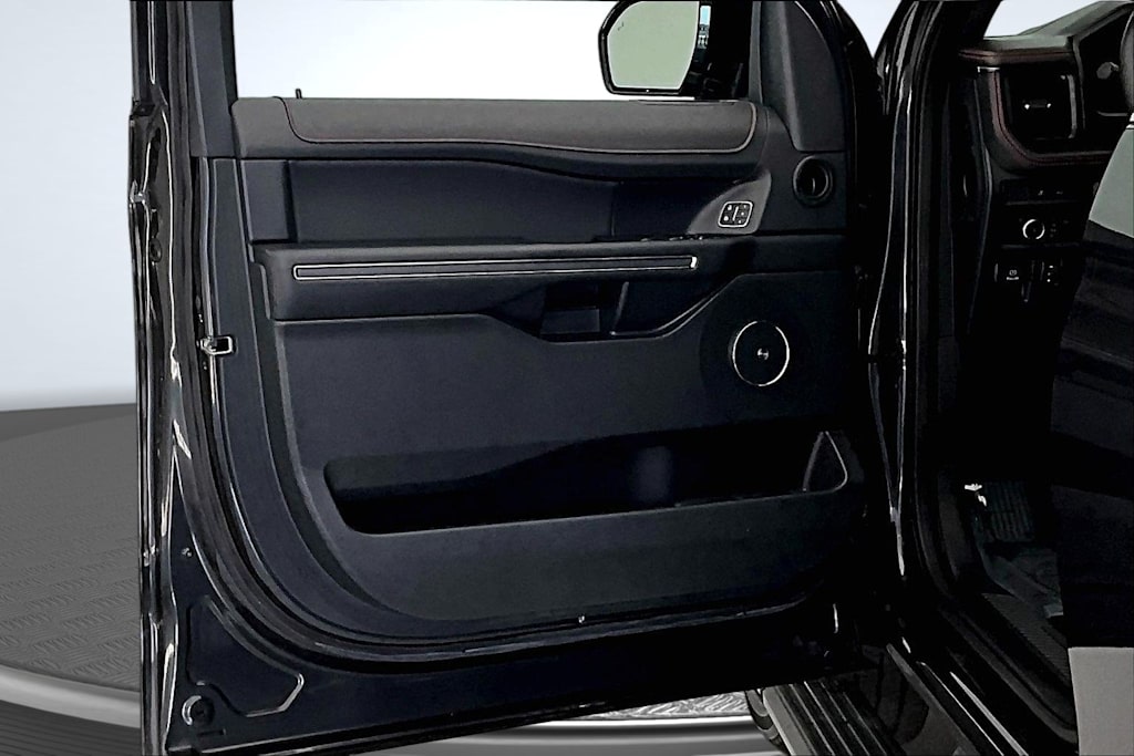 Thumbnail: 2022 Ford Expedition MAX - 26