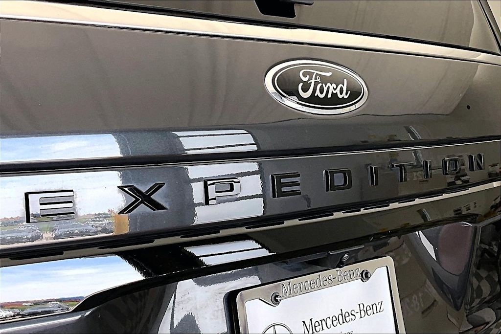 Thumbnail: 2022 Ford Expedition MAX - 21
