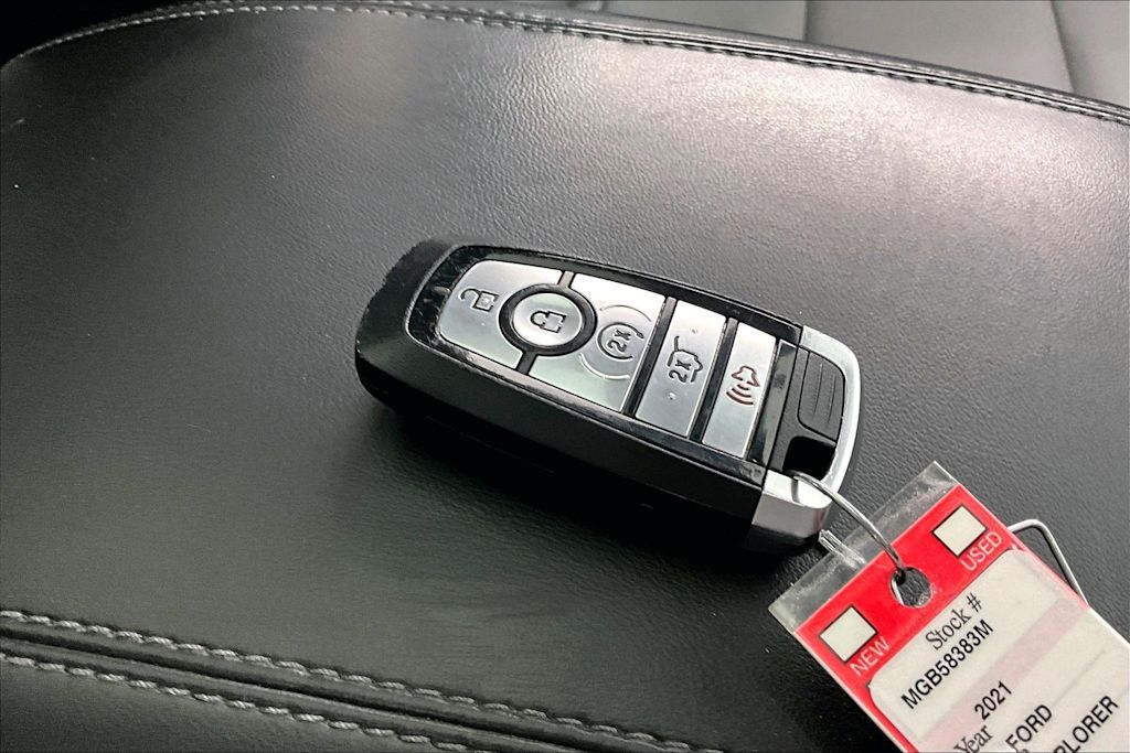 Thumbnail: 2021 Ford Explorer - 18