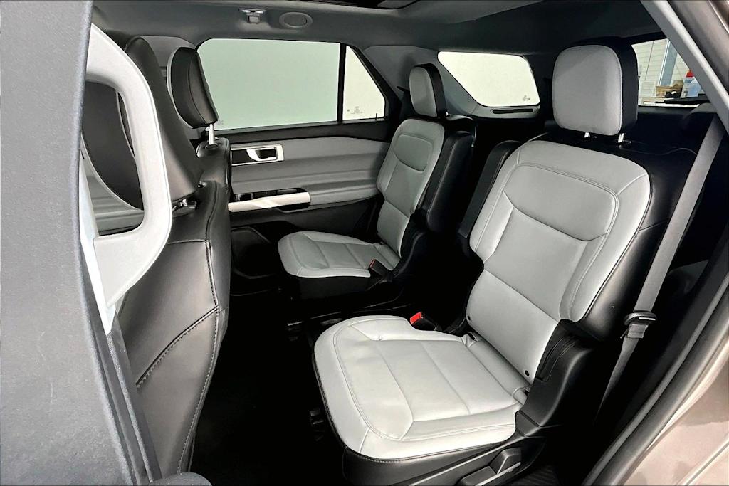 Thumbnail: 2021 Ford Explorer - 20