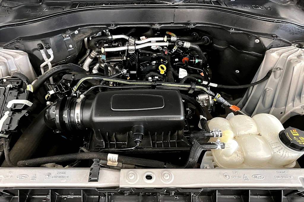 Thumbnail: 2021 Ford Explorer - 9