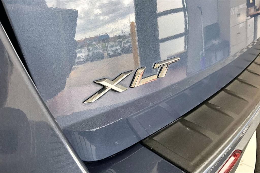 Thumbnail: 2021 Ford Explorer - 7