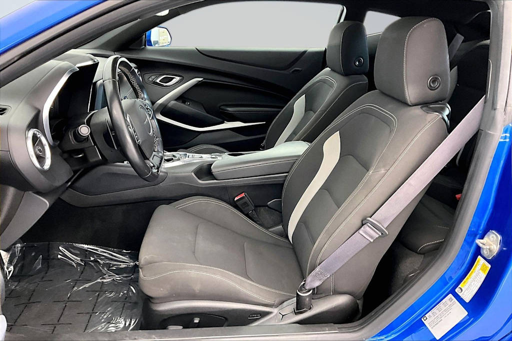 Thumbnail: 2016 Chevrolet Camaro - 11