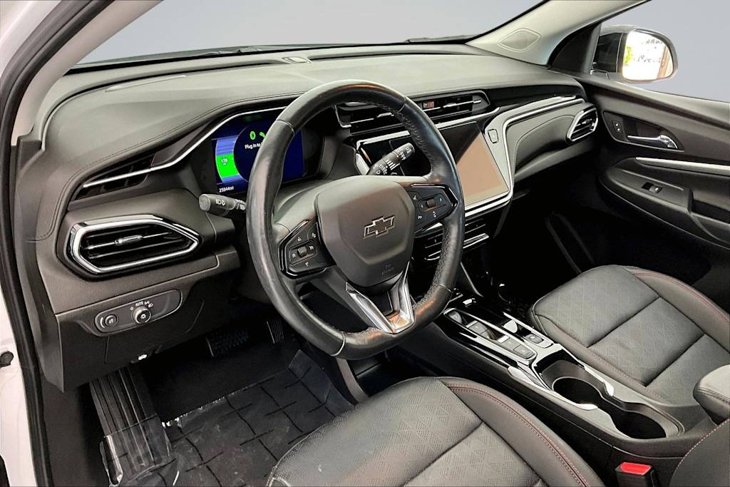 Thumbnail: 2023 Chevrolet Bolt EUV - 2