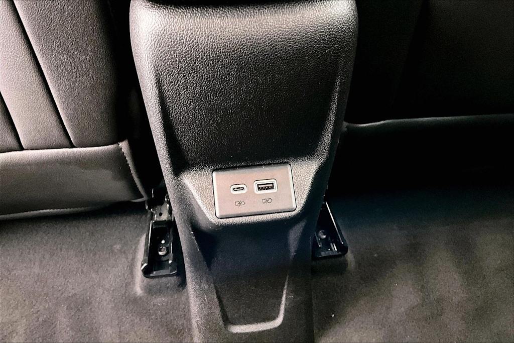 Thumbnail: 2023 Chevrolet Bolt EUV - 28