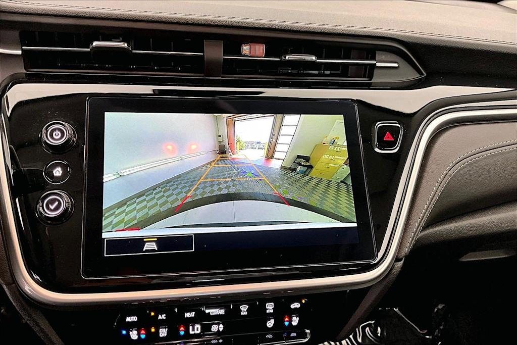 Thumbnail: 2023 Chevrolet Bolt EUV - 22