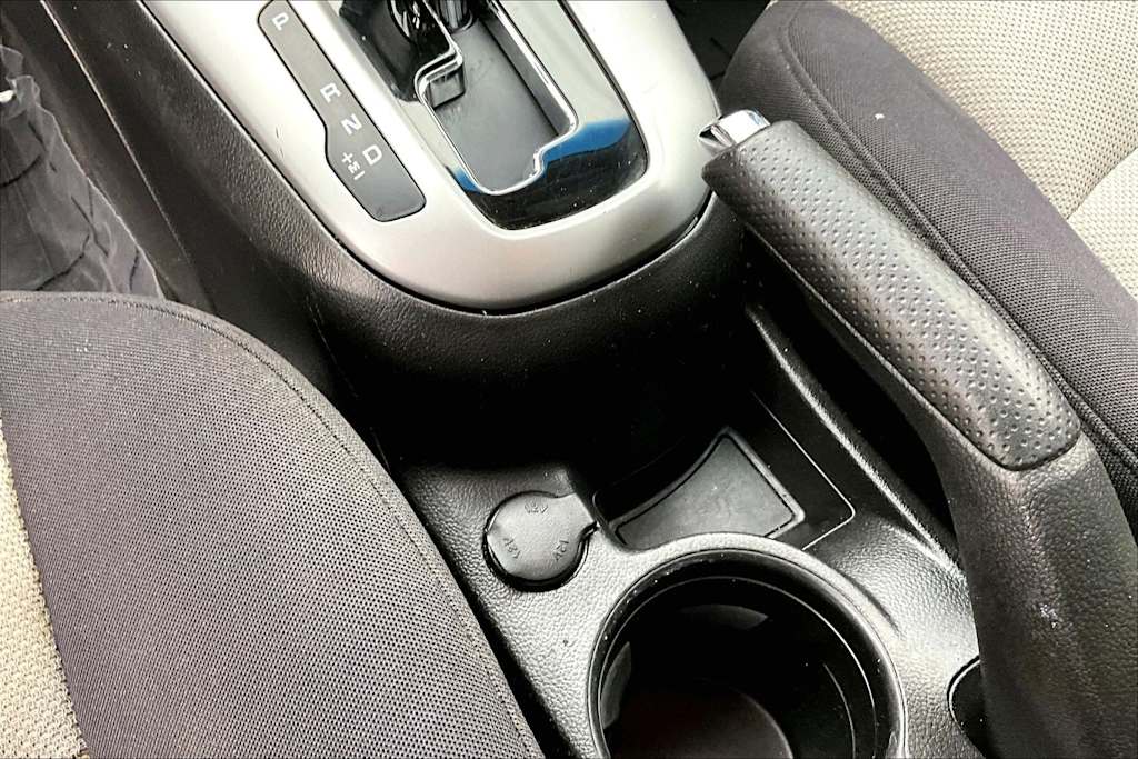 Thumbnail: 2013 Chevrolet Cruze - 27