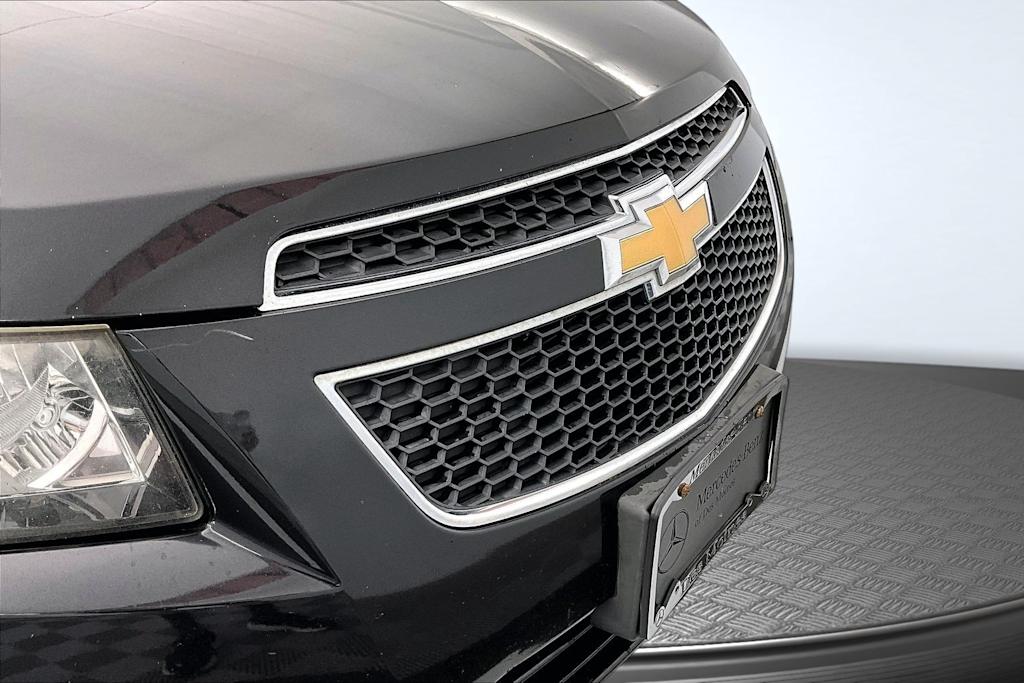 Thumbnail: 2013 Chevrolet Cruze - 26