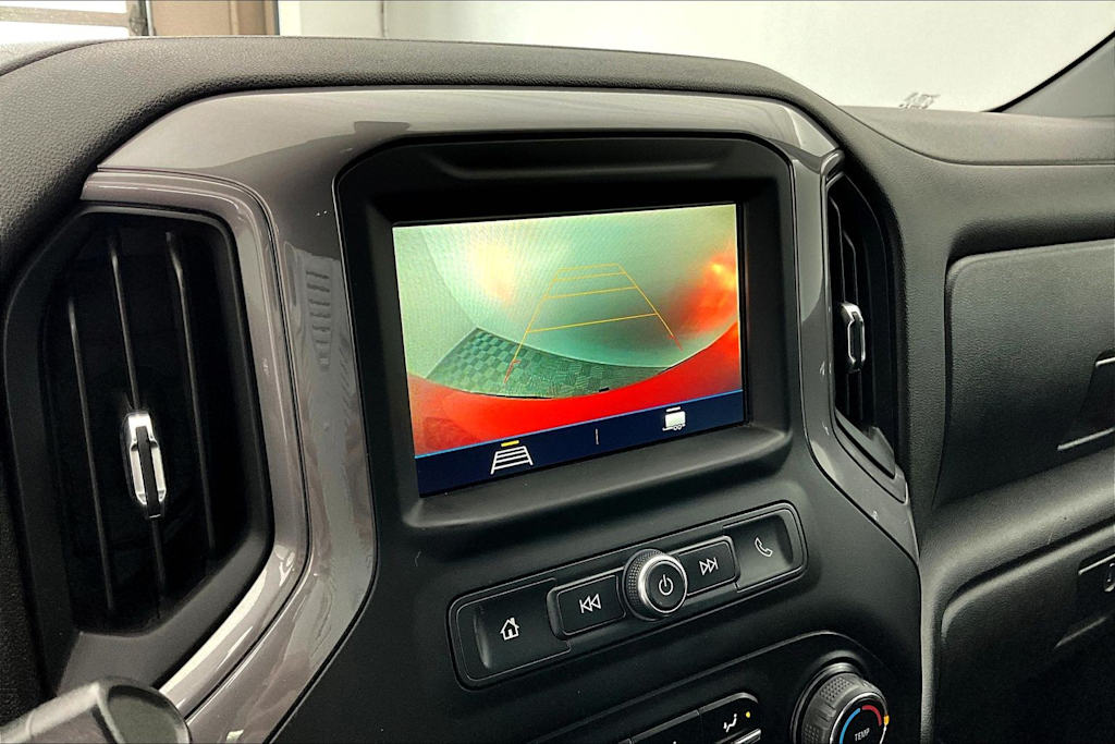 Thumbnail: 2019 Chevrolet Silverado 1500 - 22