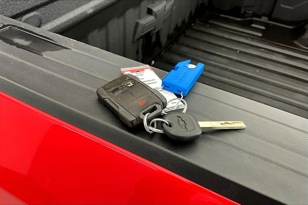 Thumbnail: 2019 Chevrolet Silverado 1500 - 21