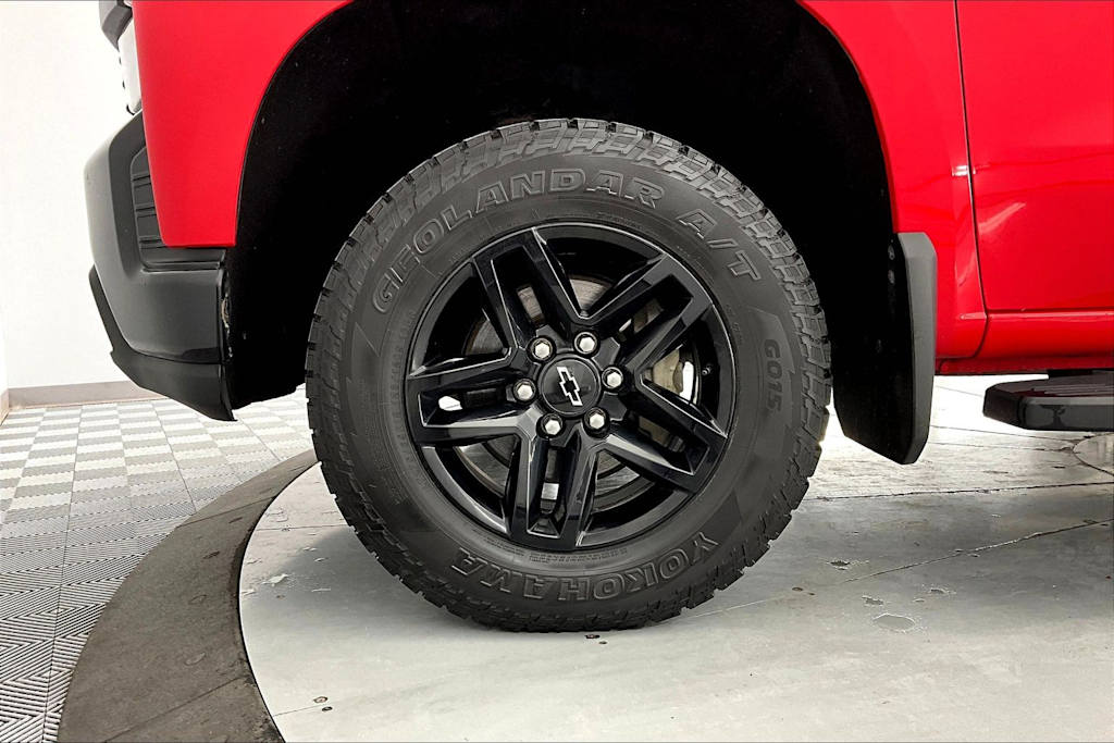 Thumbnail: 2019 Chevrolet Silverado 1500 - 8