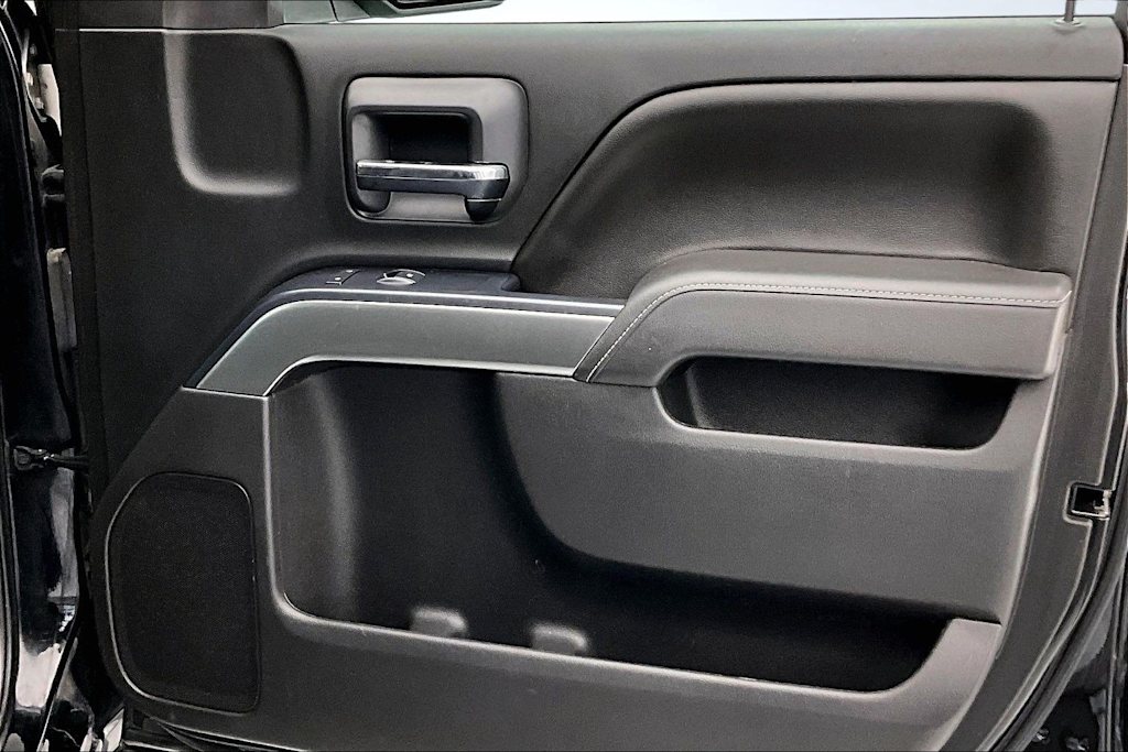 Thumbnail: 2017 Chevrolet Silverado 1500 - 24
