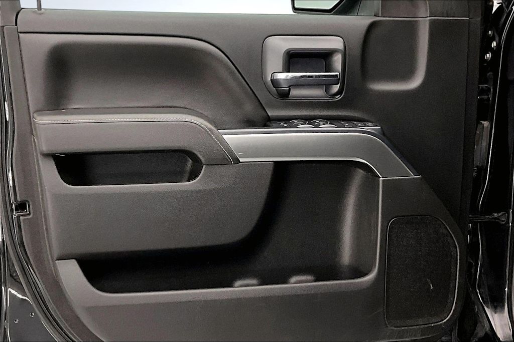 Thumbnail: 2017 Chevrolet Silverado 1500 - 23