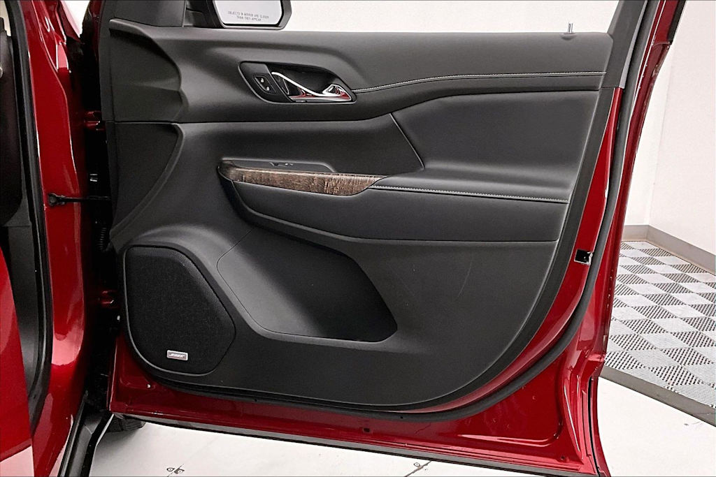 Thumbnail: 2020 GMC Acadia - 25