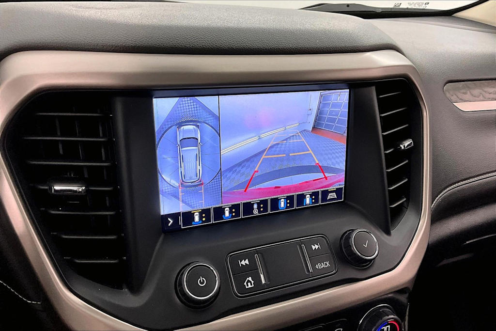 Thumbnail: 2020 GMC Acadia - 22