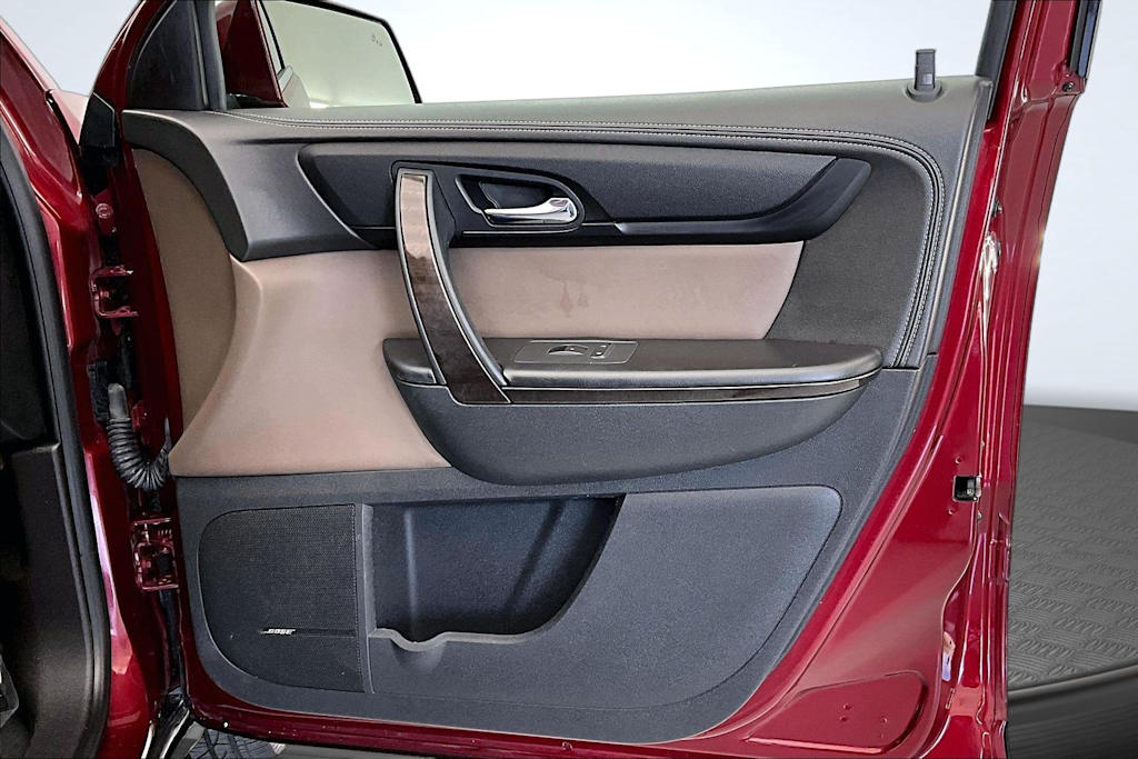 Thumbnail: 2015 GMC Acadia - 25