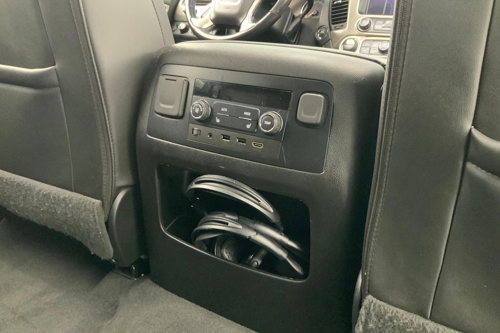 2019 GMC Yukon XL Denali 29