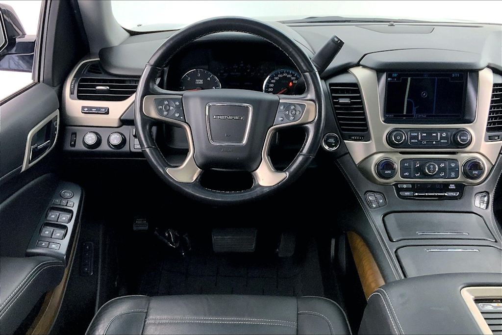 2019 GMC Yukon XL Denali 13
