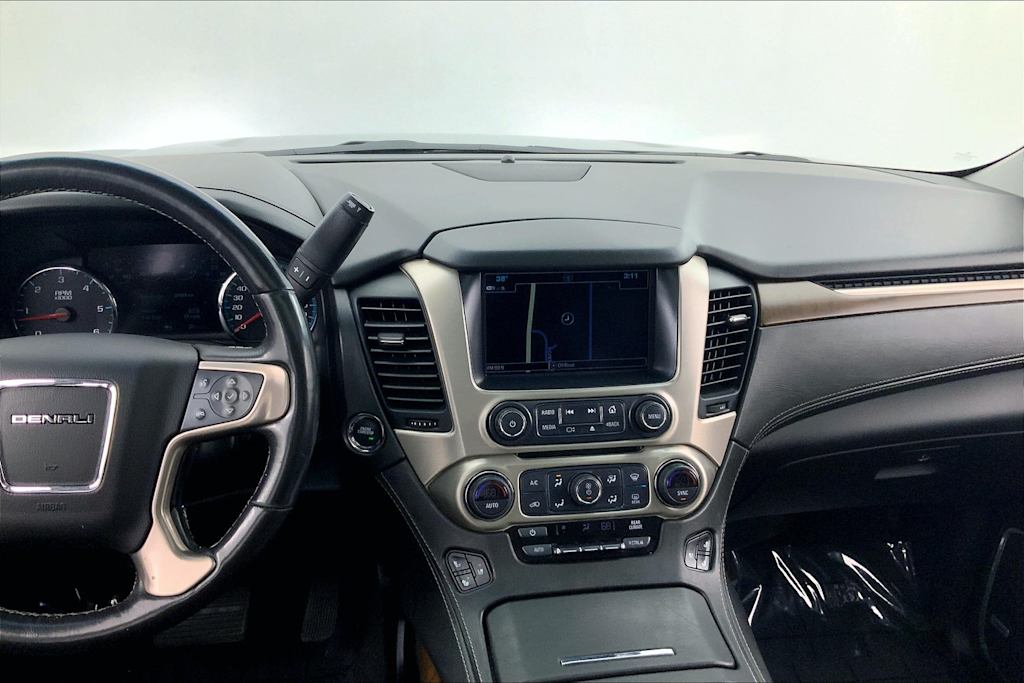 2019 GMC Yukon XL Denali 14