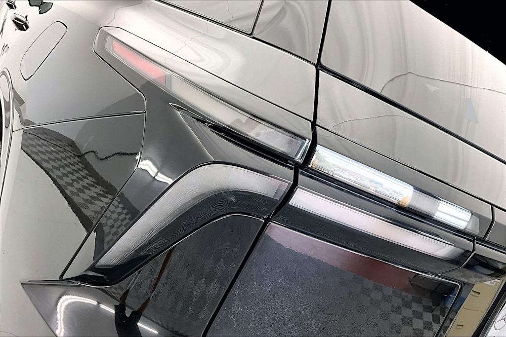 Thumbnail: 2024 Chevrolet Traverse - 26