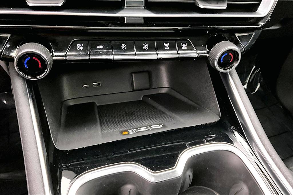 Thumbnail: 2024 Chevrolet Traverse - 27