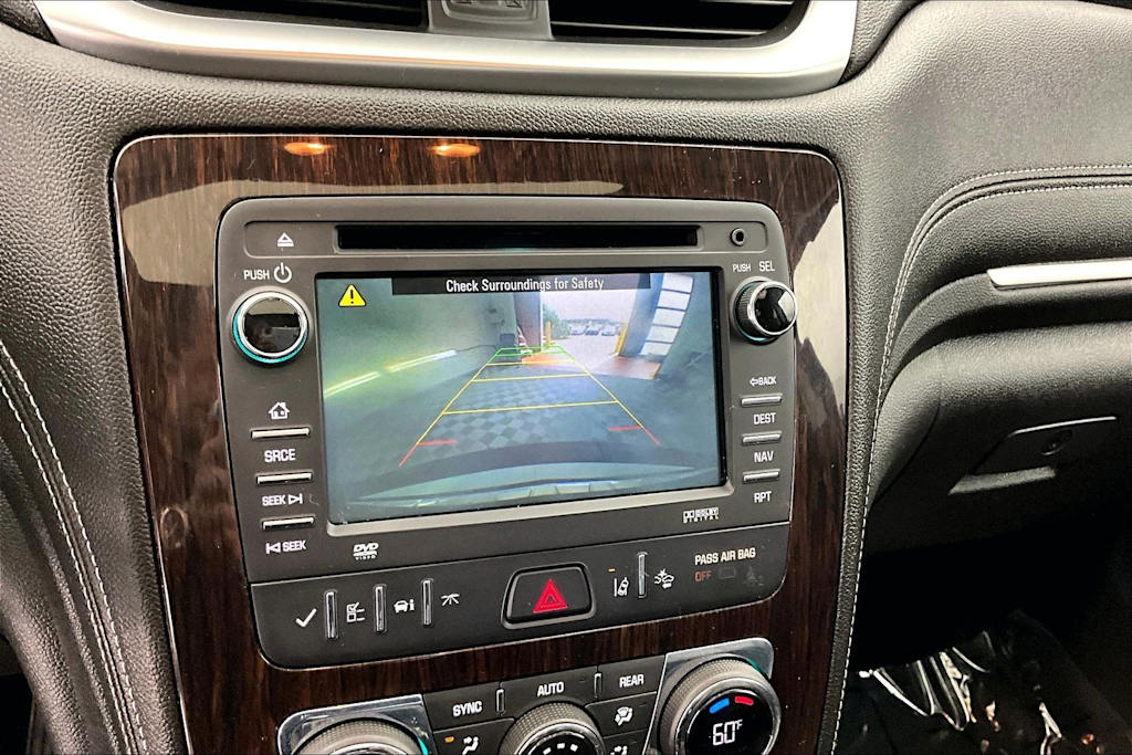 Thumbnail: 2016 Chevrolet Traverse - 16