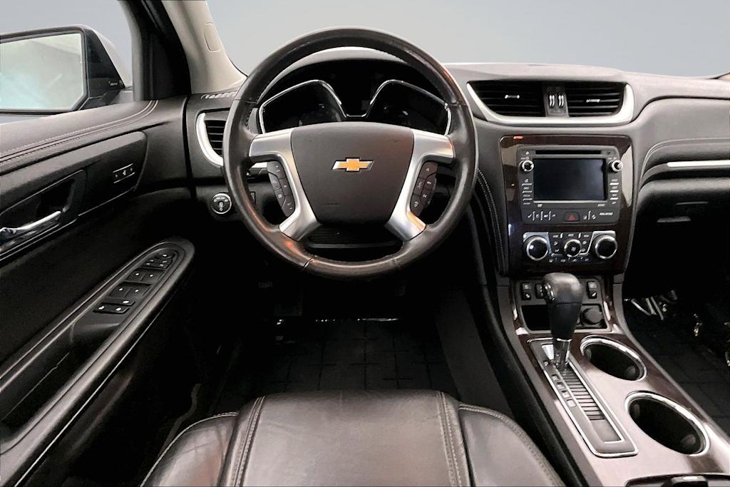 Thumbnail: 2016 Chevrolet Traverse - 14