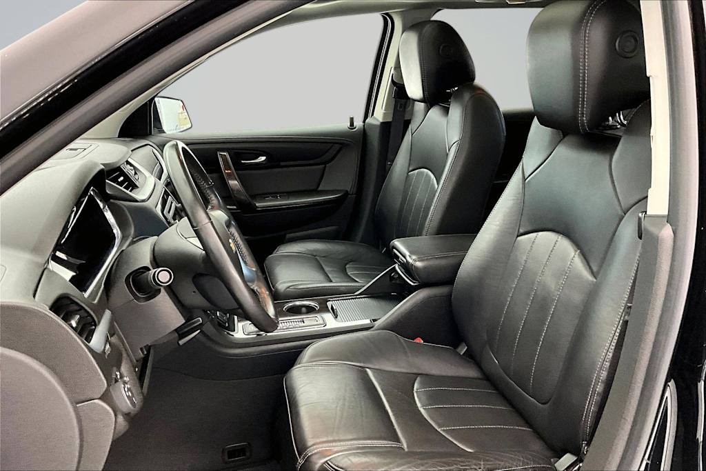 Thumbnail: 2016 Chevrolet Traverse - 11